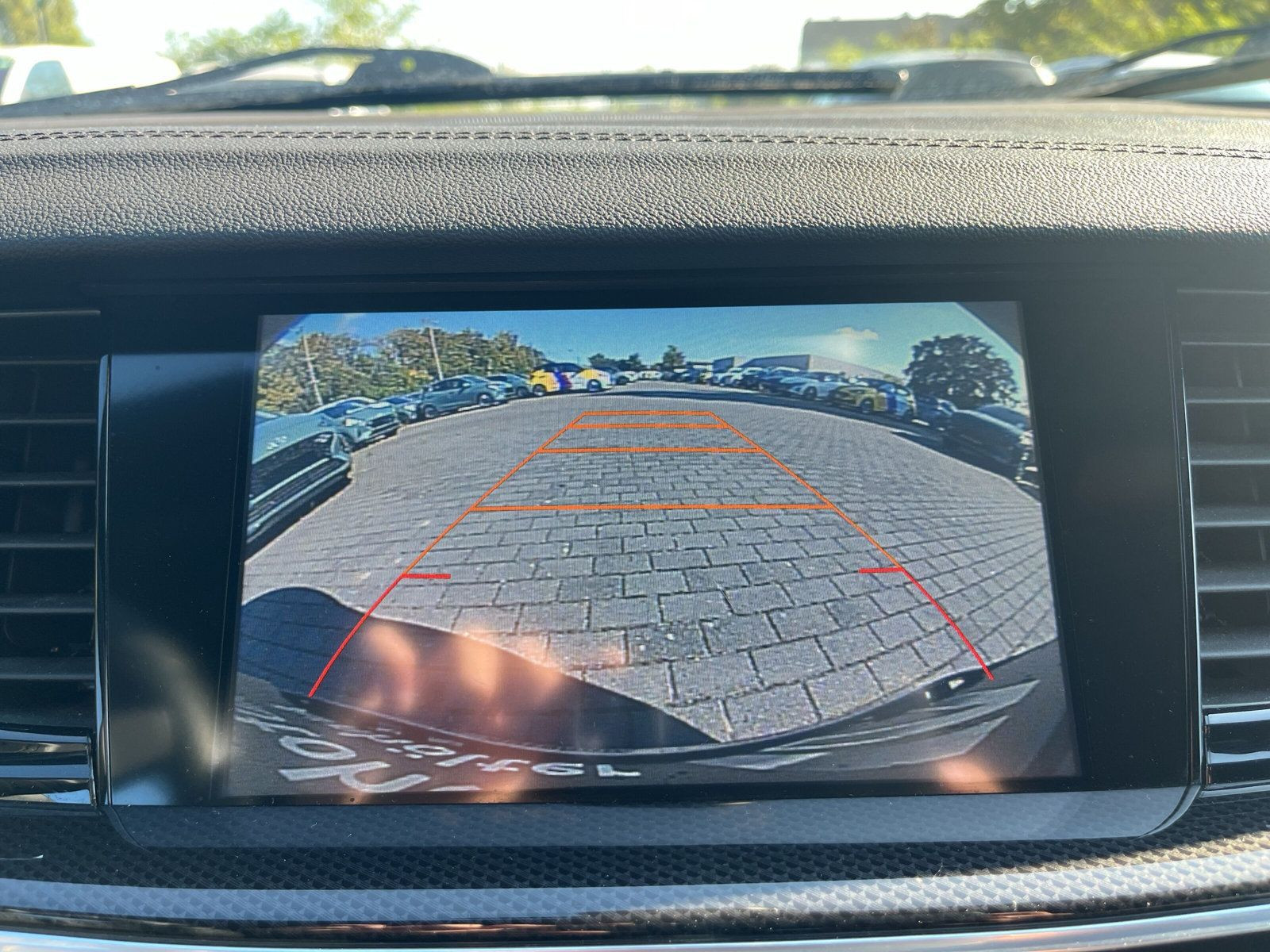 Insignia B GS Dynamic 1.5+NAVI+4SEASON+KEY+