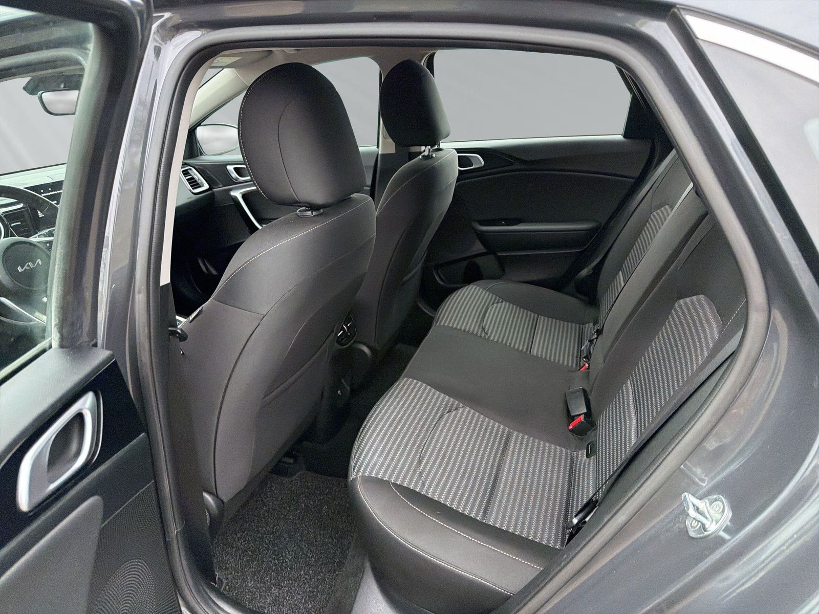 cee'd Vision 1.5 DCT + NAVI + KLIMAAUTOMATIK