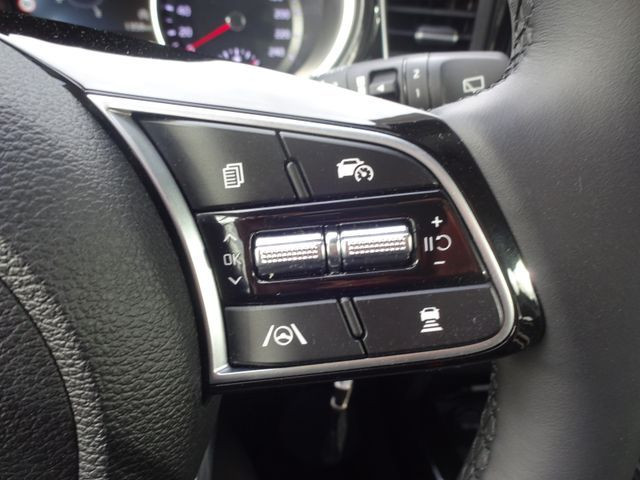 cee'd Vision 1.5 DCT + NAVI + KLIMAAUTOMATIK