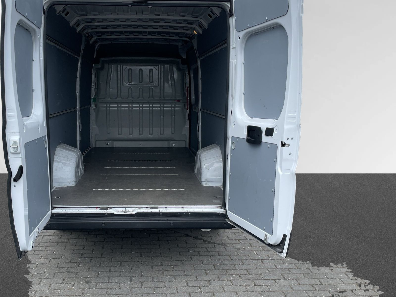 JUMPER KW CLUB 35+ L4H2 BLUE-HDI 165