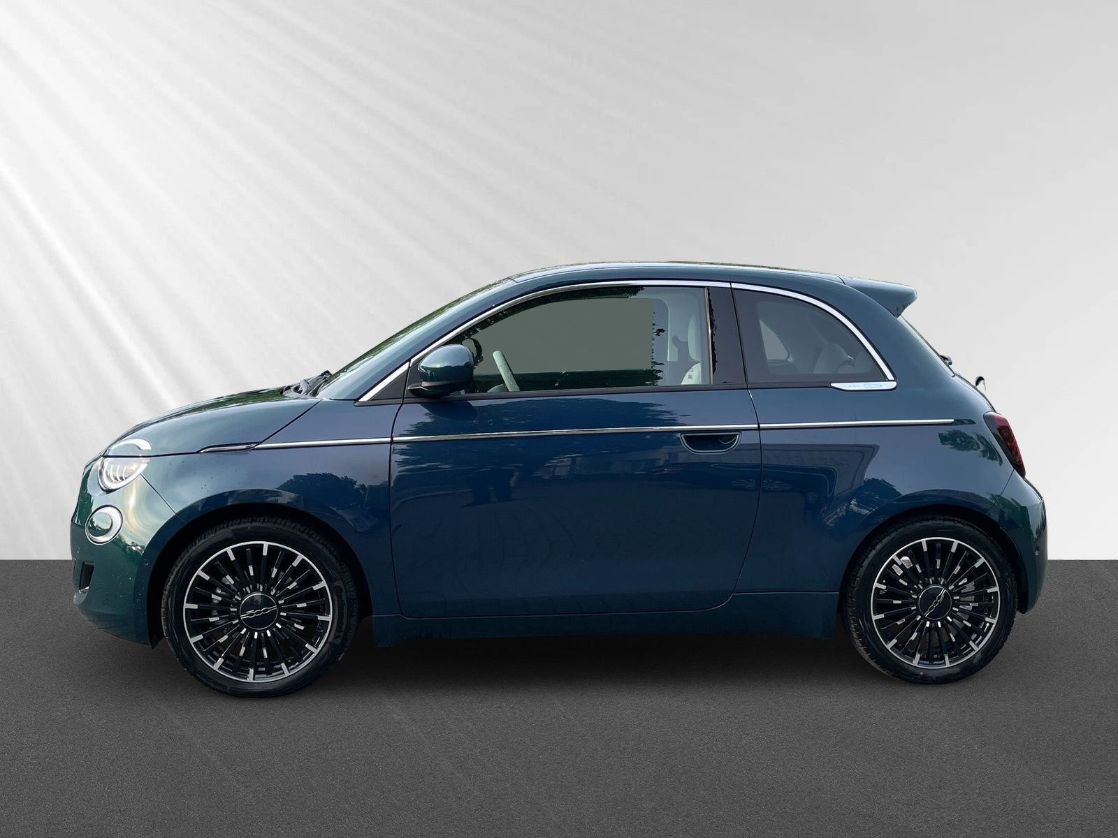 500e by Bocelli LA PRIMA+NAV+PDC+CAM+TOT+CARPLAY