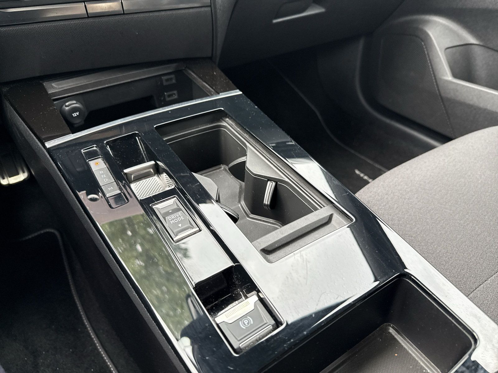 ASTRA L ST GS 1.2 +PDC+360 CAM+SHZ+LHZ+CARPLAY++