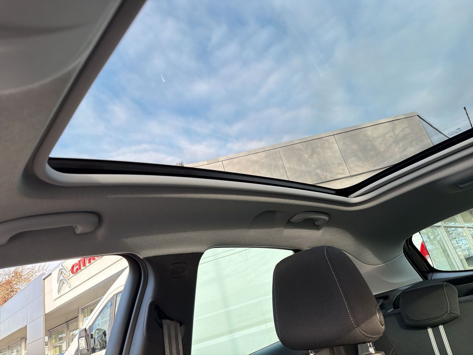 CROSSLAND ELEGANCE 1.2 TURBO+NAVi+KLIMAT+4SEAS++