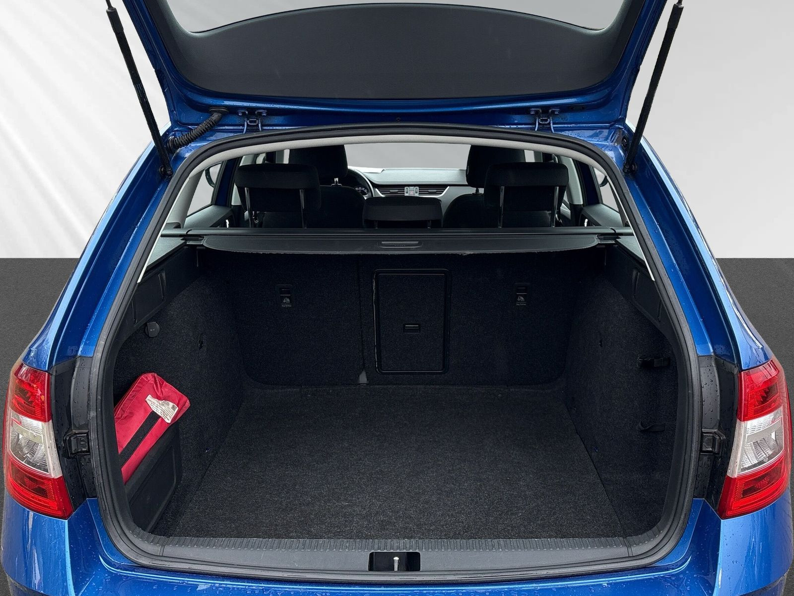 Octavia Combi 1.5 TSI ACT Ambition+PDC+SHZ+PLAY+