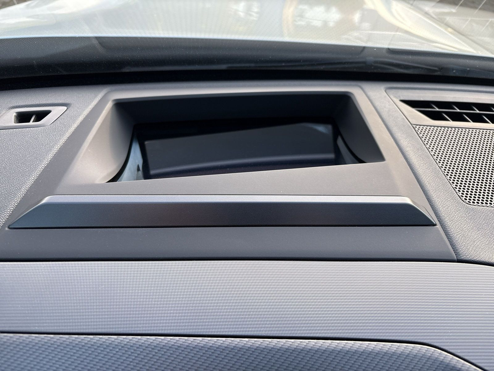 Grandland B GS 1.2 +48V+HEADUP+AHK+NAVI+SHZ+LHZ+