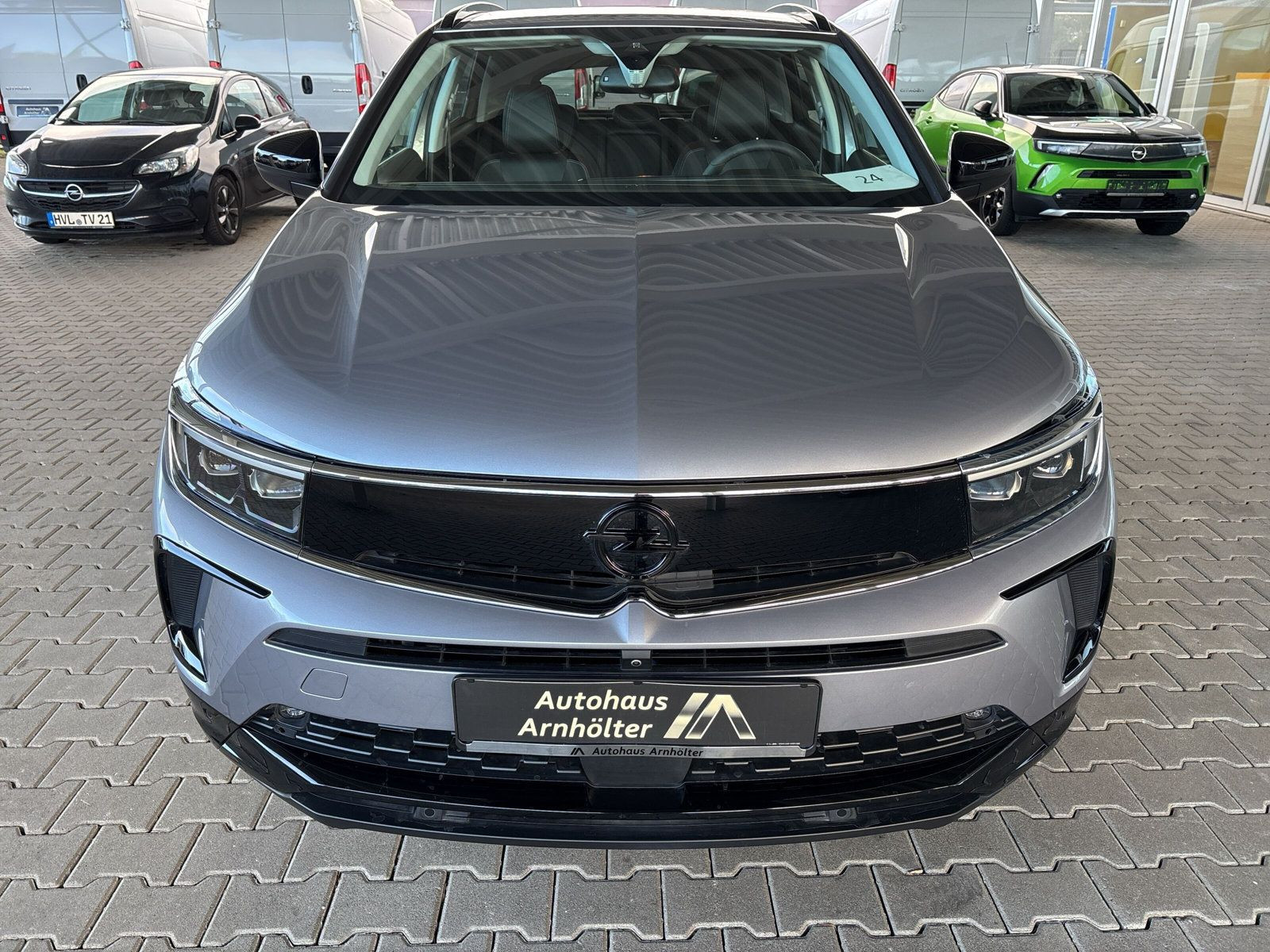 Grandland 1.2 GS KLIMA+PDC+KAMERA+SHZ+LHZ+LED+AT