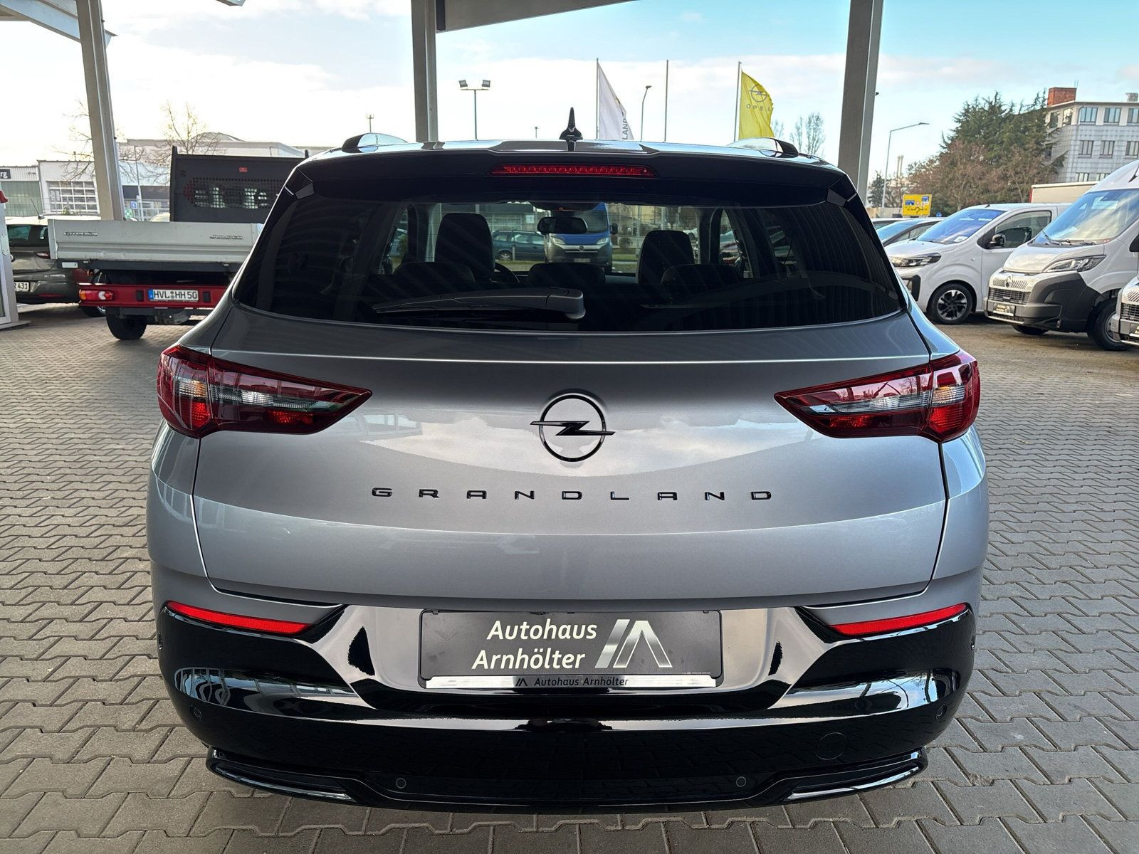 Grandland 1.2 GS KLIMA+PDC+KAMERA+SHZ+LHZ+LED+AT