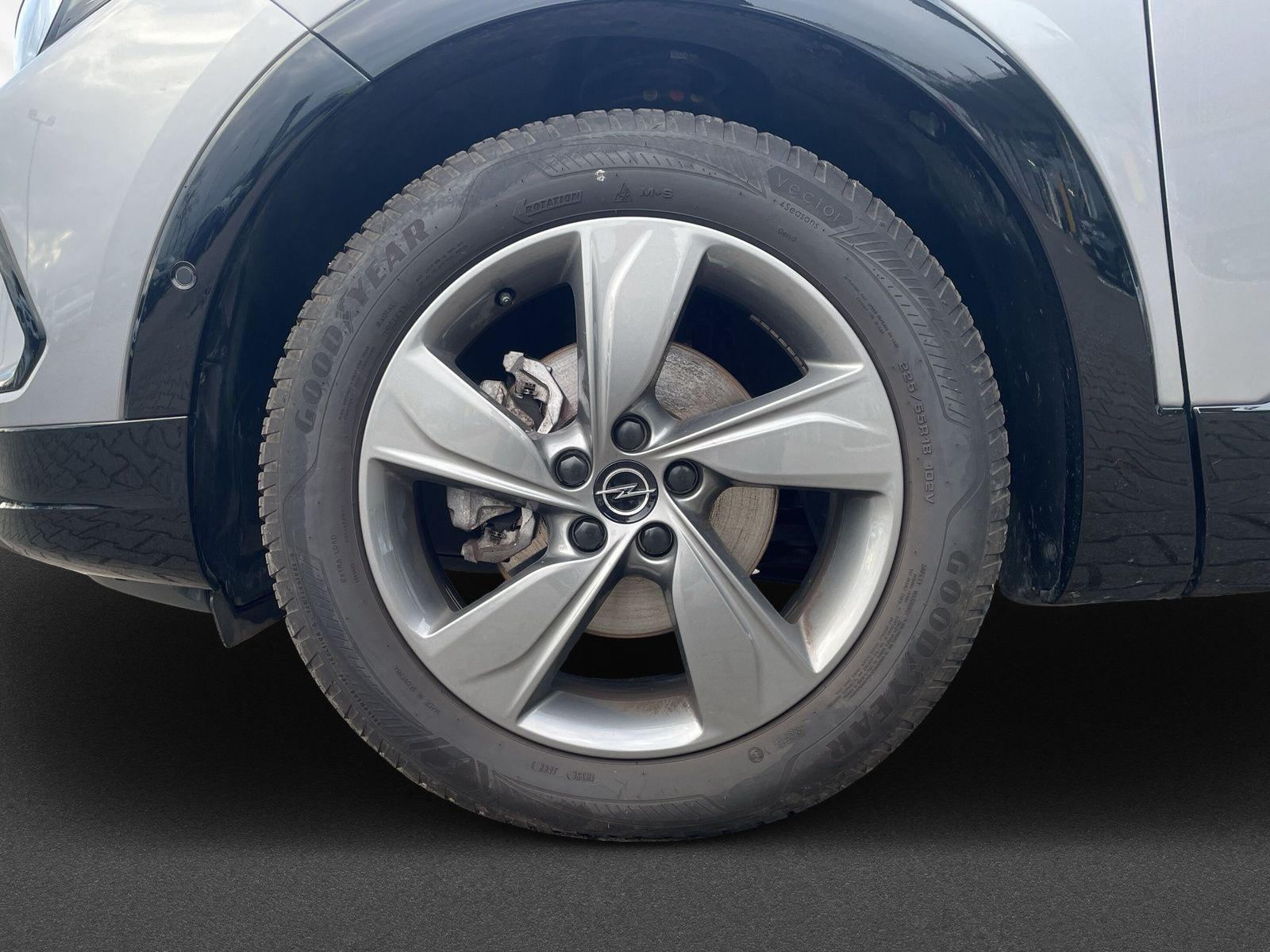 Grandland 1.2 ULTIMATE KLIMA+PDC+KAMERA+SHZ+LHZ+