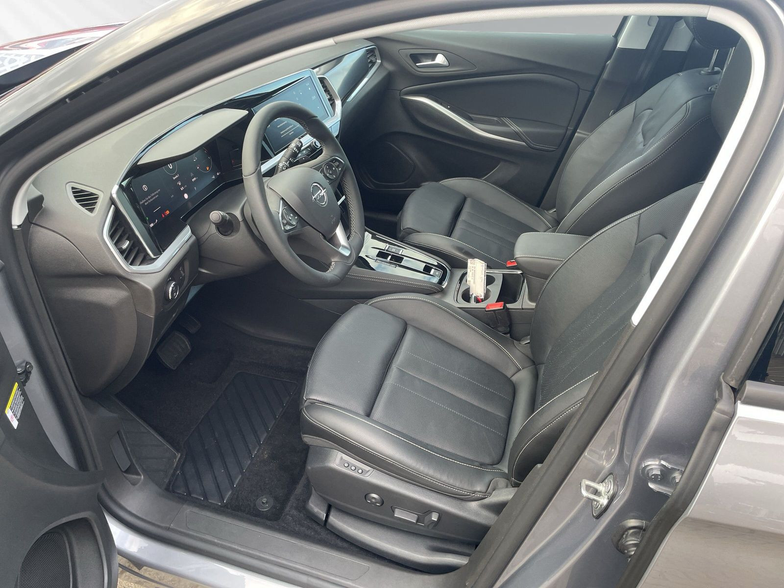 Grandland 1.2 ULTIMATE KLIMA+PDC+KAMERA+SHZ+LHZ+