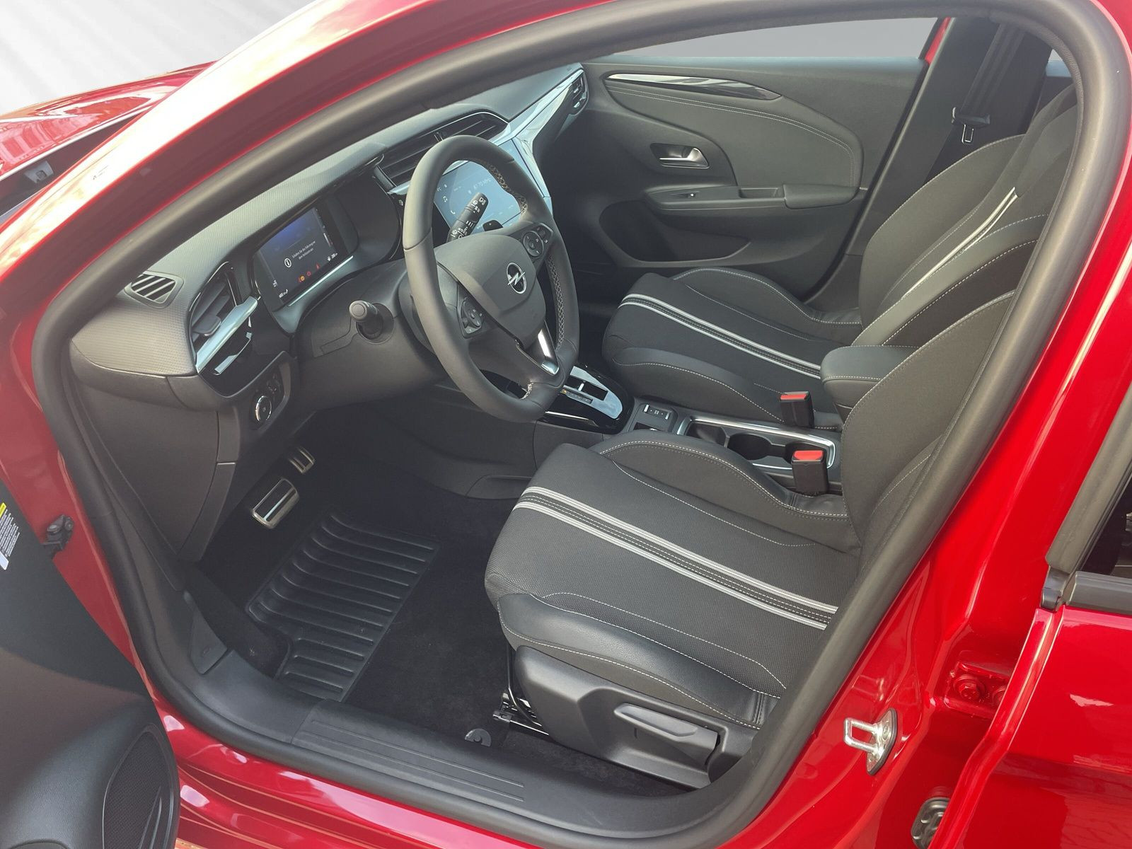 Corsa F 1.2 GS KLIMA+PDC+KAMERA+SHZ+LHZ+LED+ALLW