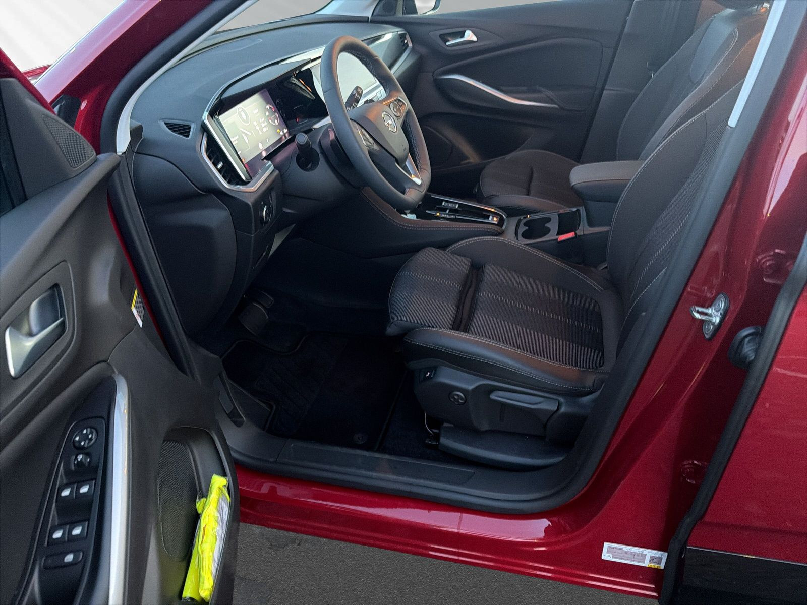 Grandland GS 1.2 Turbo S/S 96kW AT8