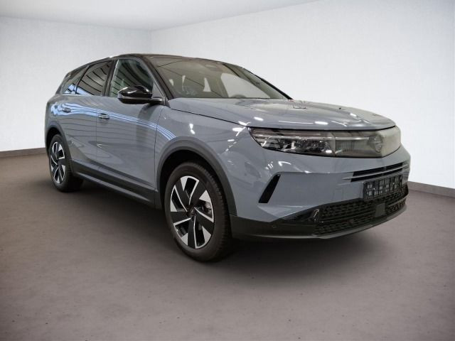 Grandland B EDITION 1.2 HYBRID KLIMA+PDC+KAMERA+