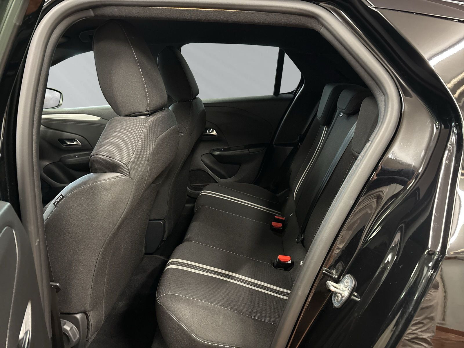 Corsa F GS 1.2 Turbo S 74kWAT8+SHZ+LHZ+NAVi+CAM+