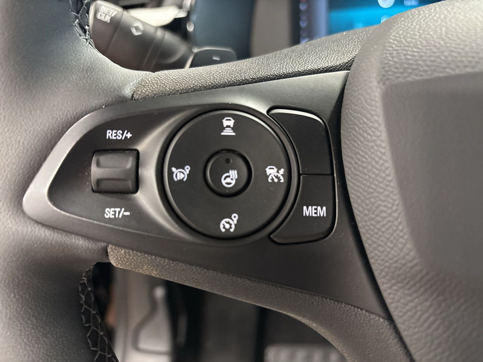 Corsa F GS 1.2 Turbo S 74kWAT8+SHZ+LHZ+NAVi+CAM+