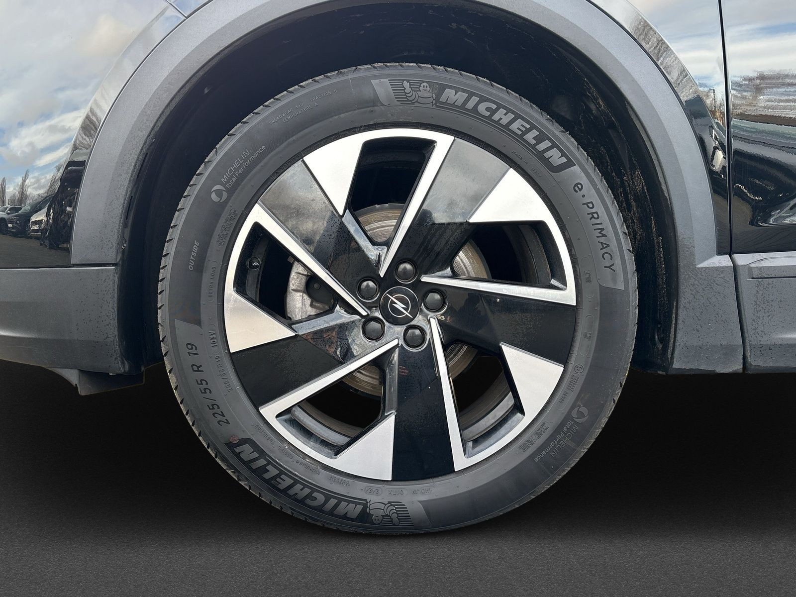 Grandland B GS 1.2 Hybrid 48V eDCT6+SHZ+LHZ+NAV+