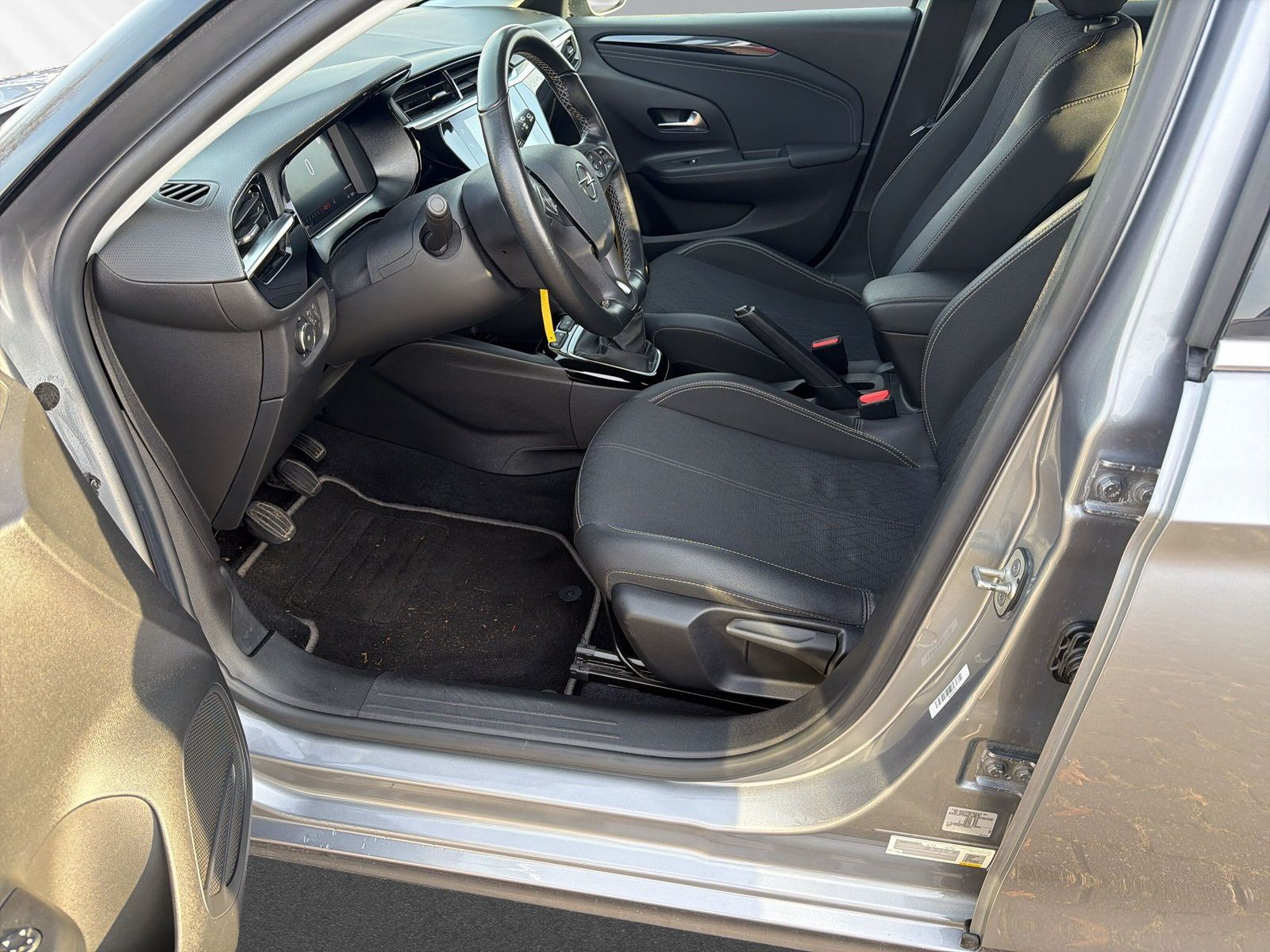 CORSA ELEGANCE 1.2 100PS 6G Turbo