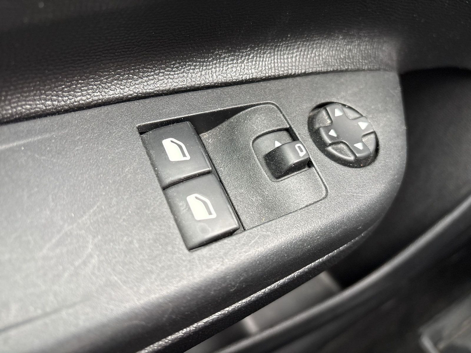 Corsa F 1.2 Edition 75PS+LICHTSENSOR+PDC+SHZ+TEM