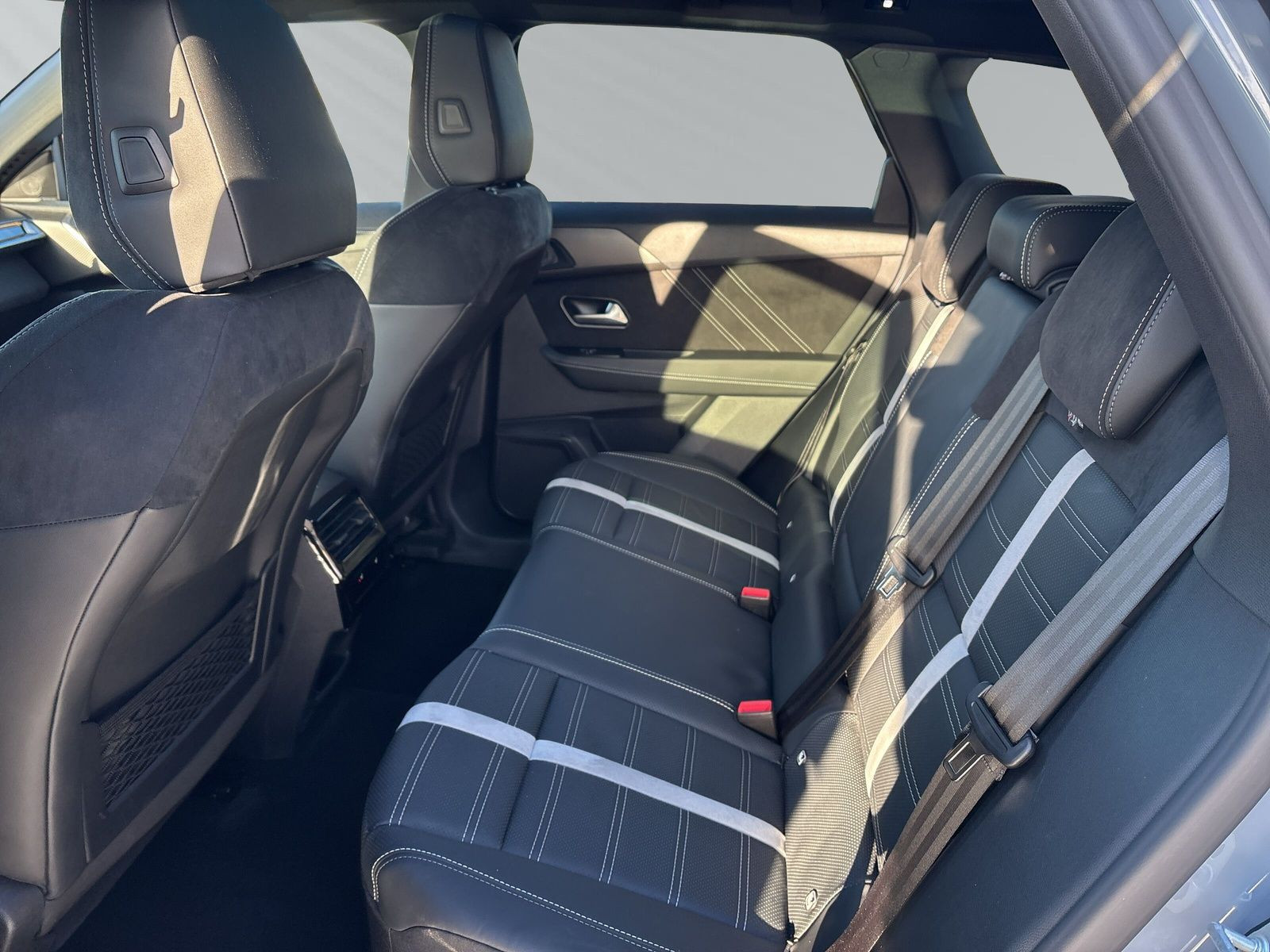 Grandland B GS 1.2 HYBRID KLIMA+PDC+KAMERA+SHZ++