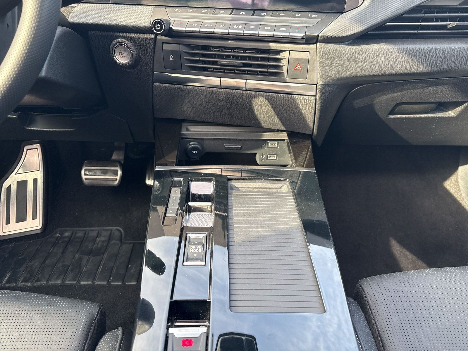 Astra L ST Ultimate 1.2 TurboS/S 96kW AT8 AppleC