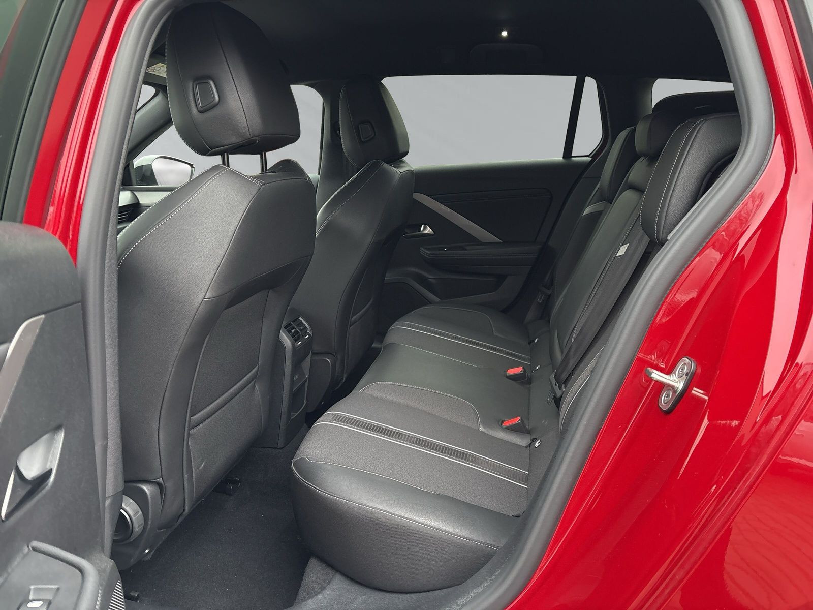 Astra L ST GS 1.2 Turbo S/S 96kW AT8+SHZ+LHZ+NAVI+CAM++