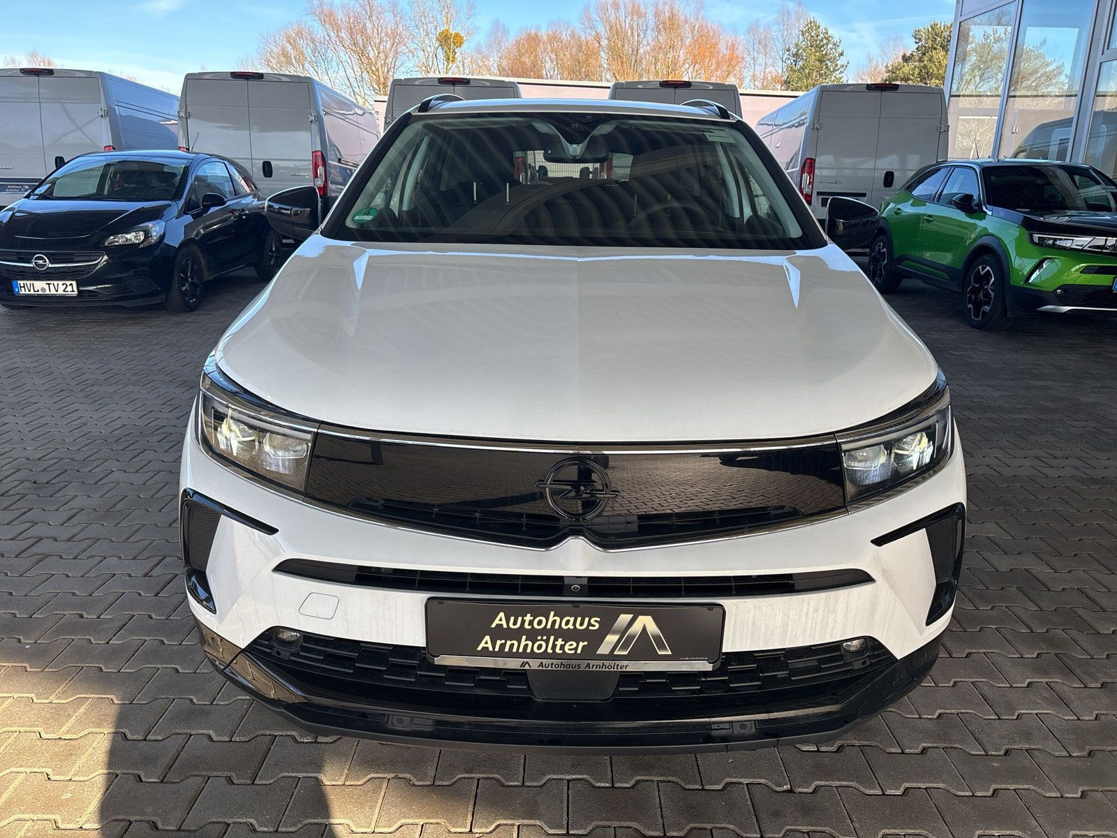 Grandland 1.2 GS KLIMA+PDC+KAMERA+SHZ+LHZ+AT8+++