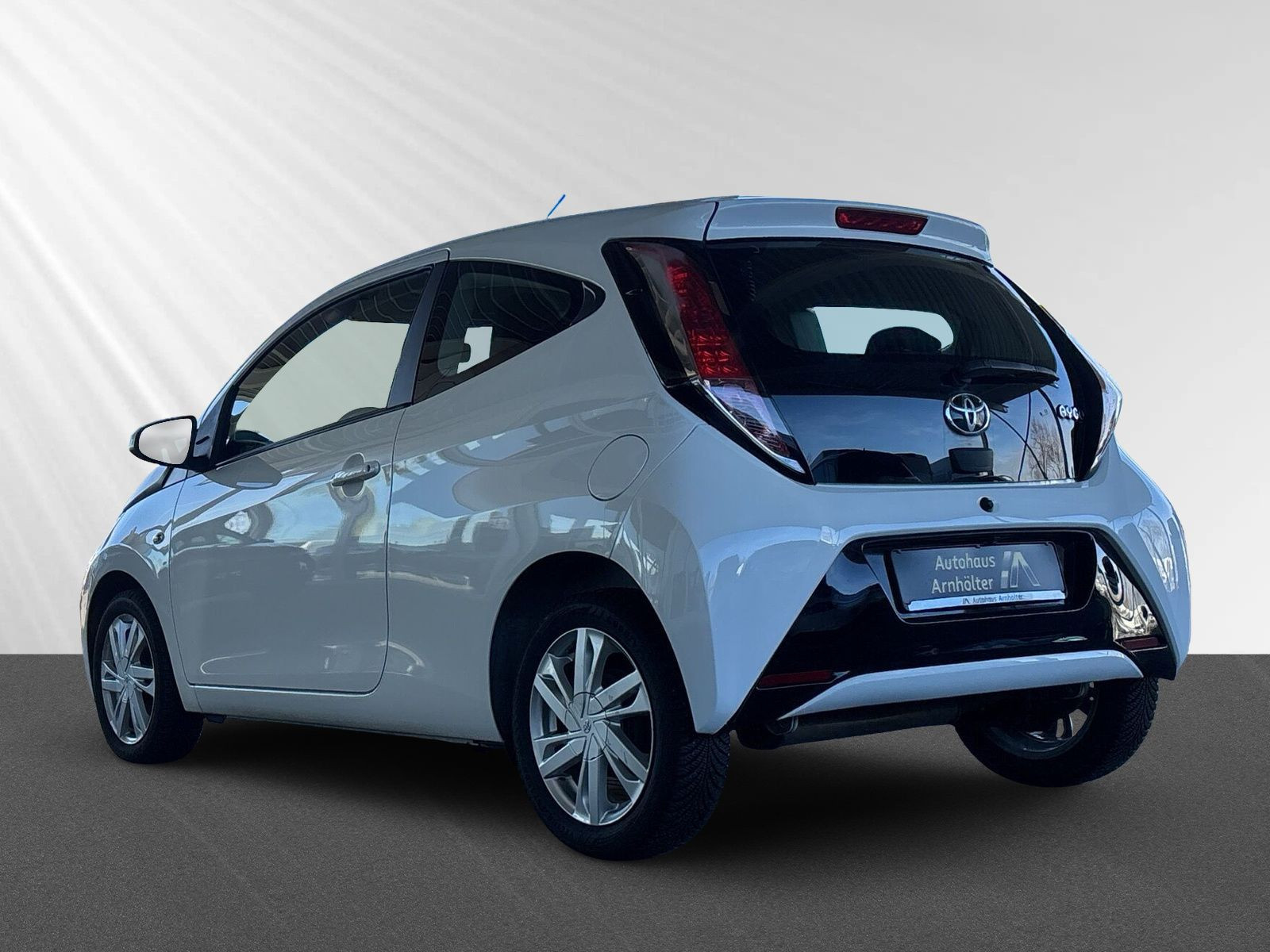 Aygo 1.0 X-PLAY TOUCH NAVI+KLIMA+PDC+KAMERA++