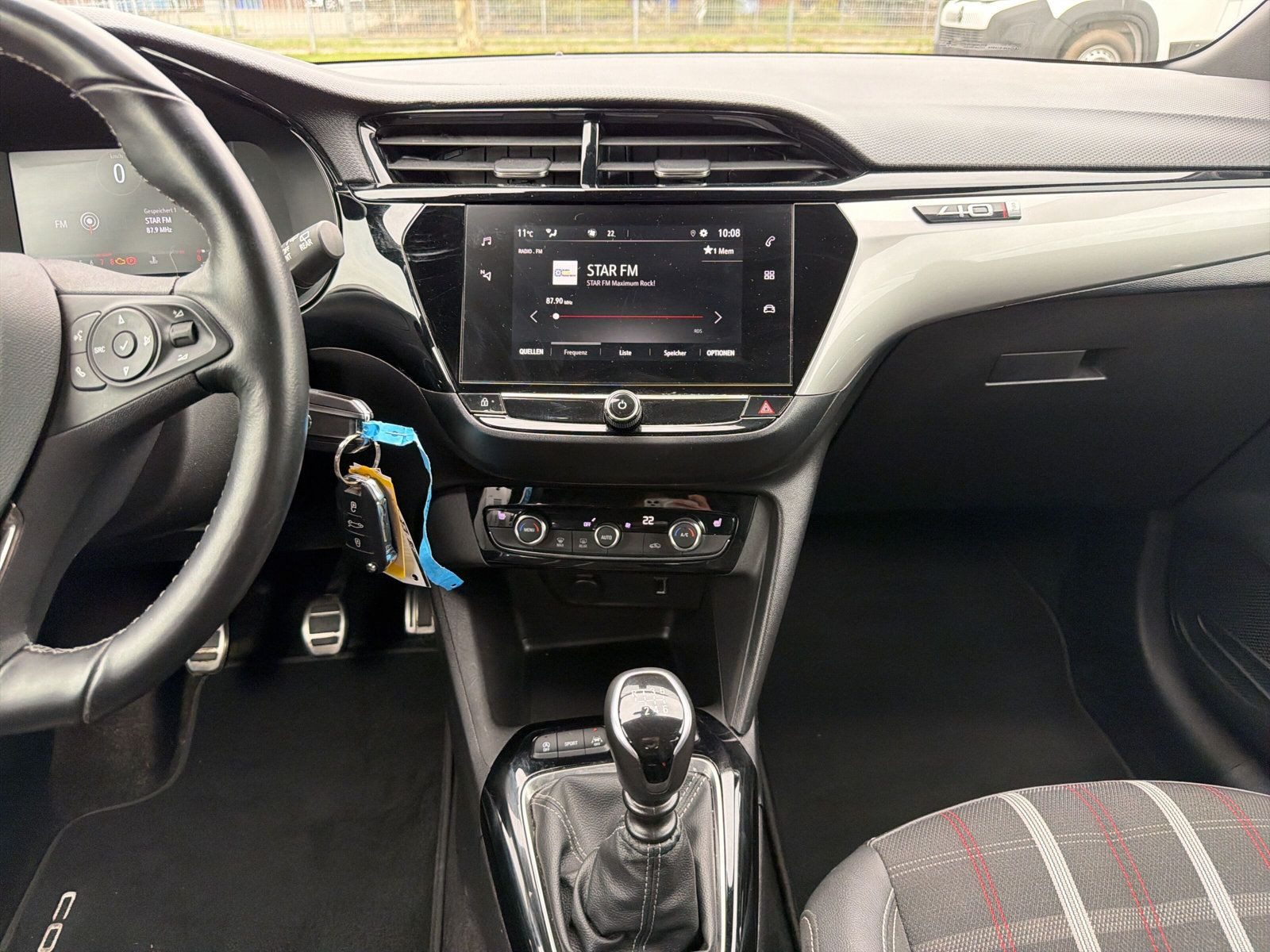 Corsa F 1.2 40 Jahre +KAMERA+SZH+LENKRADHEIZUNG+