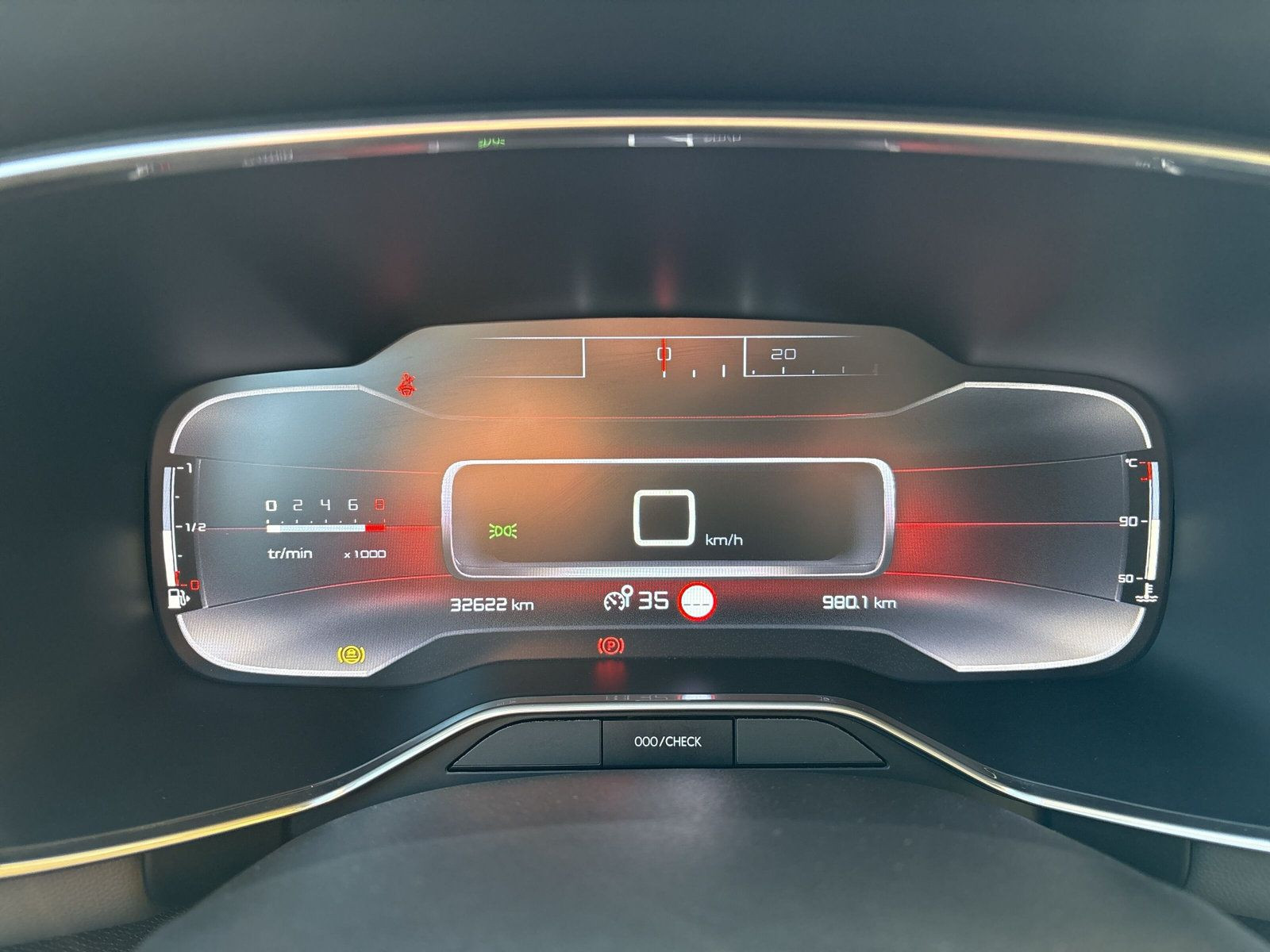 C5 AIRCROSS +SHZ+KAMERA+NAVI+CARPLAY+TOTWINKEL++