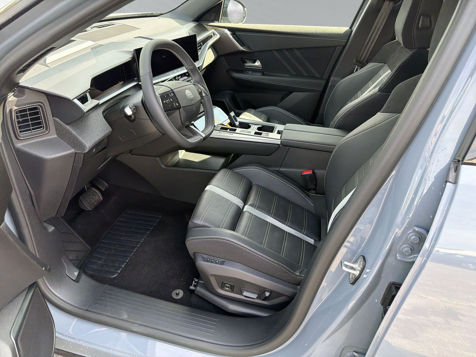 Grandland B GS 1.2 Hybrid 48V100kW eDCT6+KAMERA+