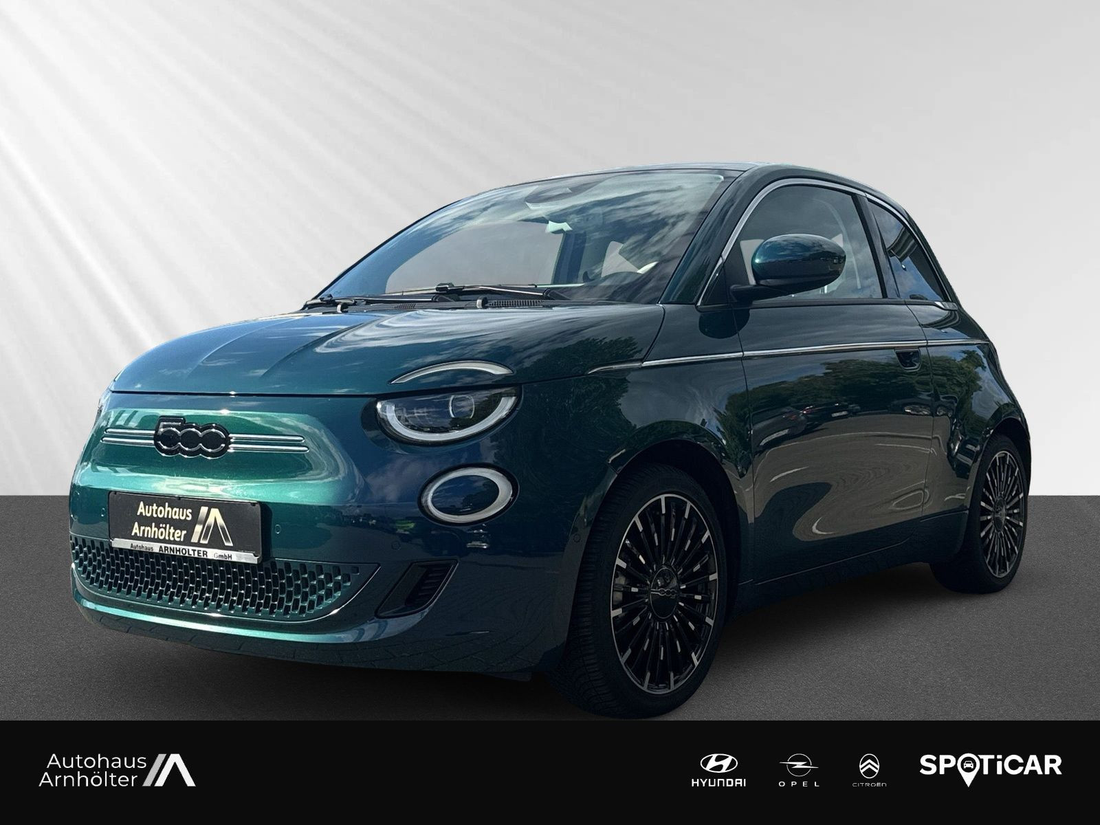 500e La Prima by Bocelli 42kWh +KAMERA+PDC+SHZ+